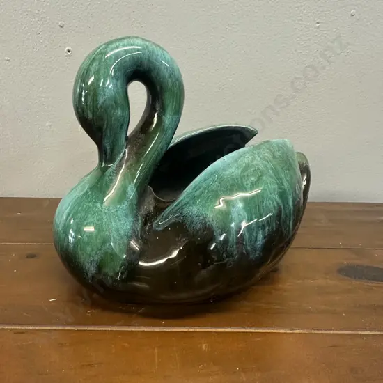 Vintage Blue Mountain Pottery Swan Figurine Green & Black Glaze H16cm.