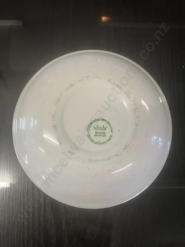 A Vintage 1960's Crown Lynn Saucer - Olive Green Band Border with Tekoteko Figures. Dia 14.3cm Image 1++