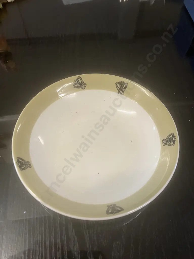 A Vintage 1960's Crown Lynn Saucer - Olive Green Band Border with Tekoteko Figures. Dia 14.3cm Image 1++