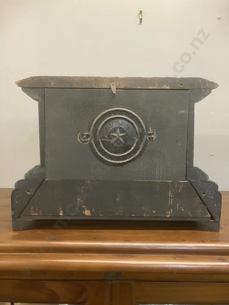 Authentic Late 19th–Early 20th Century Waterbury Clock Co. USA Mantel Clock Image 1++