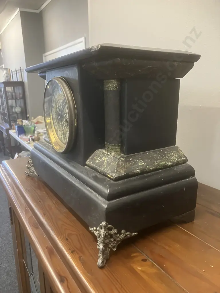 Authentic Late 19th–Early 20th Century Waterbury Clock Co. USA Mantel Clock Image 1++