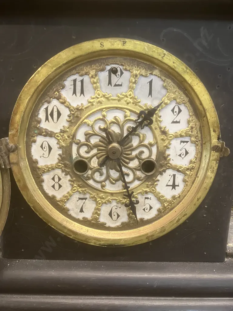 Authentic Late 19th–Early 20th Century Waterbury Clock Co. USA Mantel Clock Image 1++