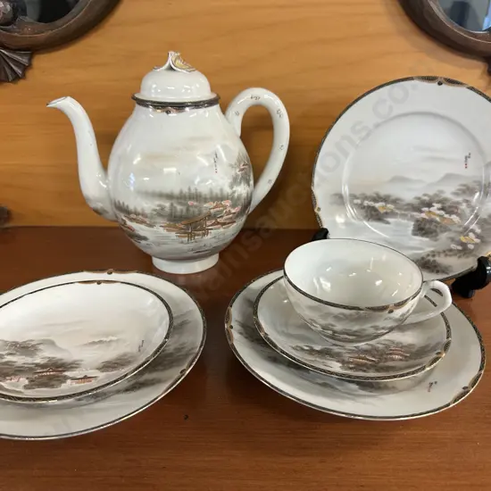 Antique Japanese Kutani Porcelain Tea Ware Landscape Scene
