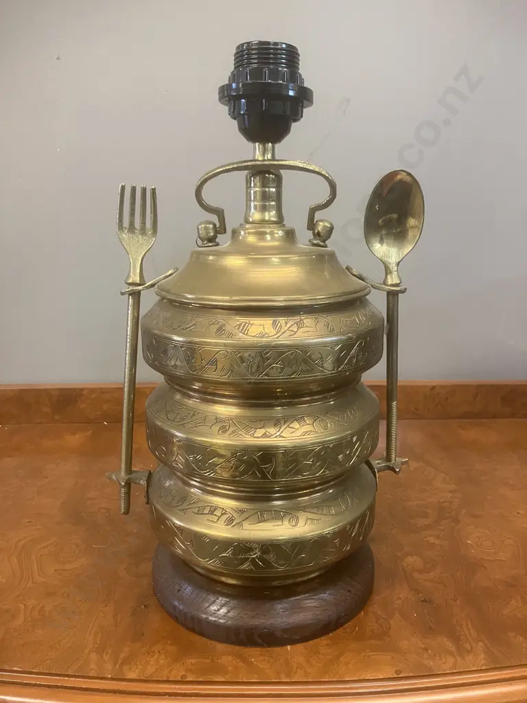 Antique Etched Brass Tiffin Table Lamp. H34cm Image 1++