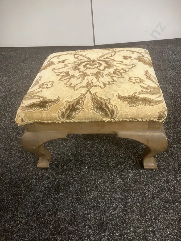 Vintage Wooden Platform Rocker With Footstool Image 1++