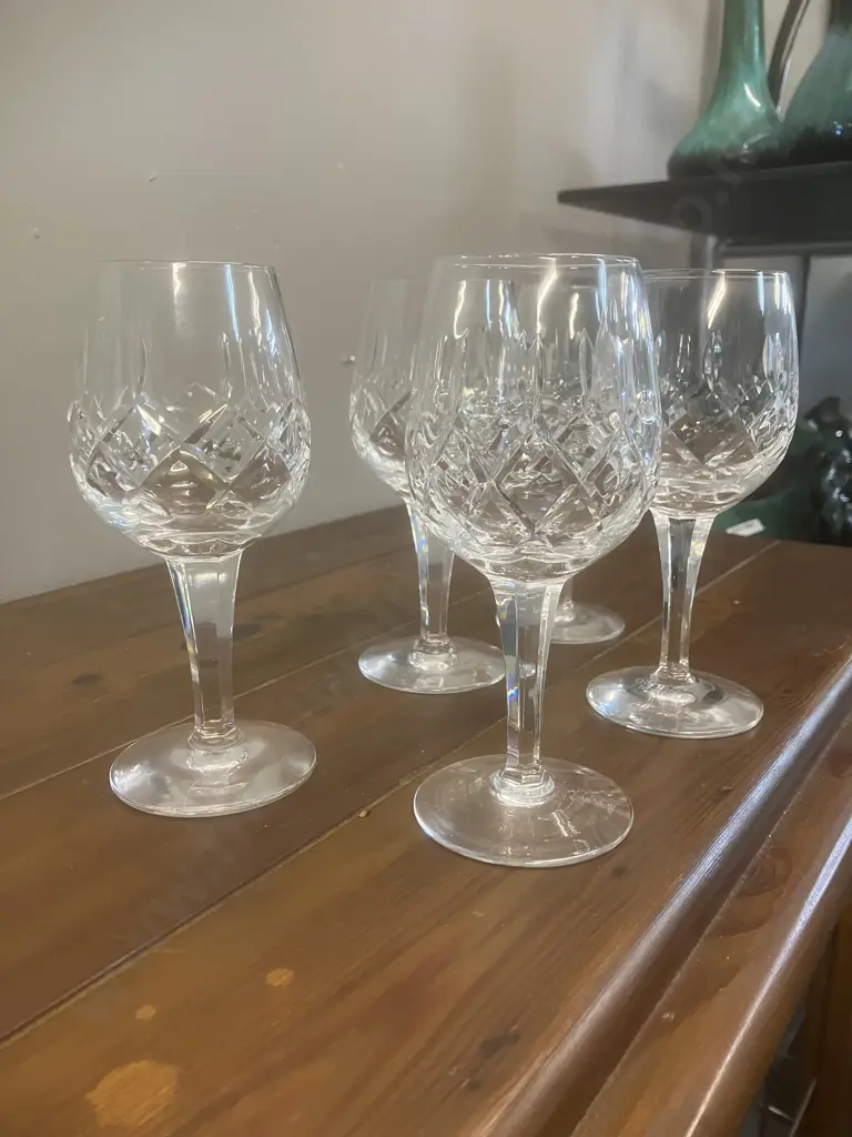 Royal Doulton Crystal Belvedere Pattern Wine Glasses - Set of 5 Image 1++