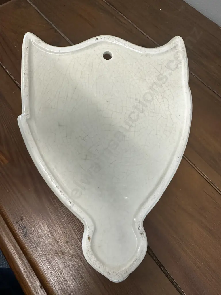 Mid Century Sylvac Cream Wall Hanging Pocket Vase H24cm. Image 1++