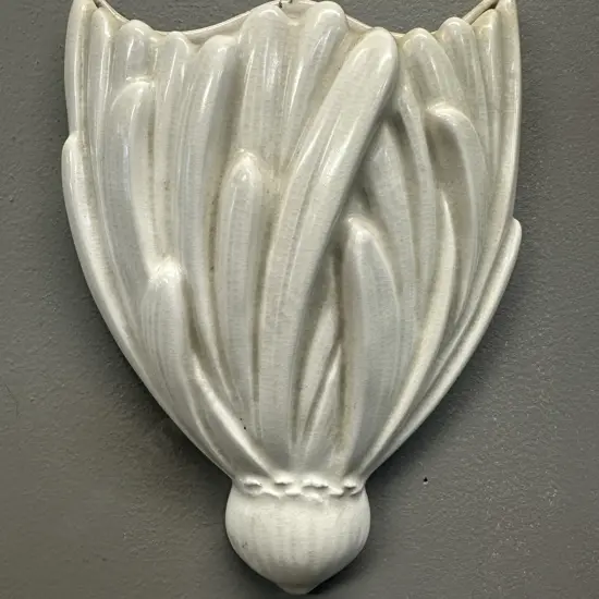 Mid Century Sylvac Cream Wall Hanging Pocket Vase H24cm.