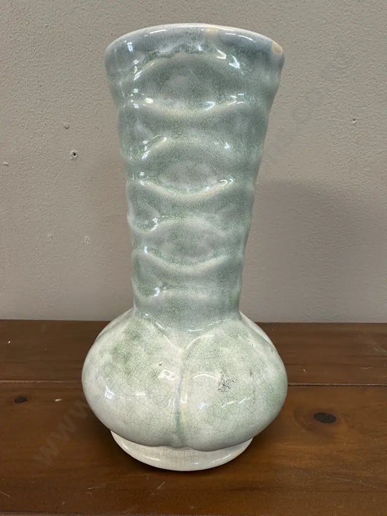 Vintage Niloak Pottery Vase Aqua Glaze H19cm Image 1++