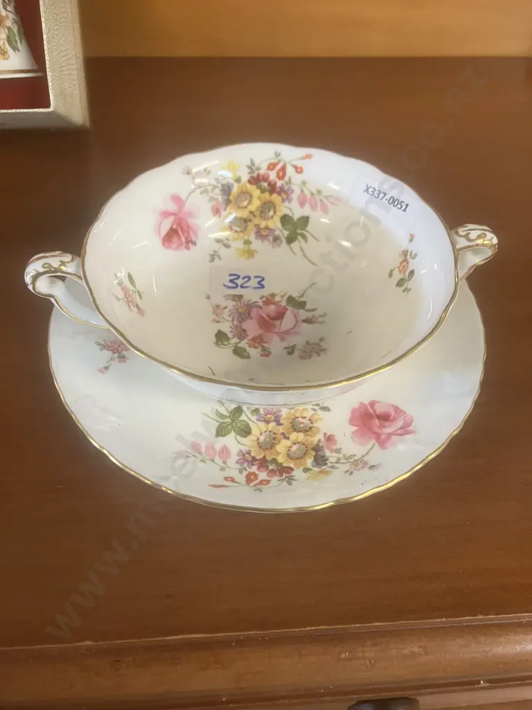 Royal Crown Derby, Aynsley & Countess English Bone China Items Image 1++