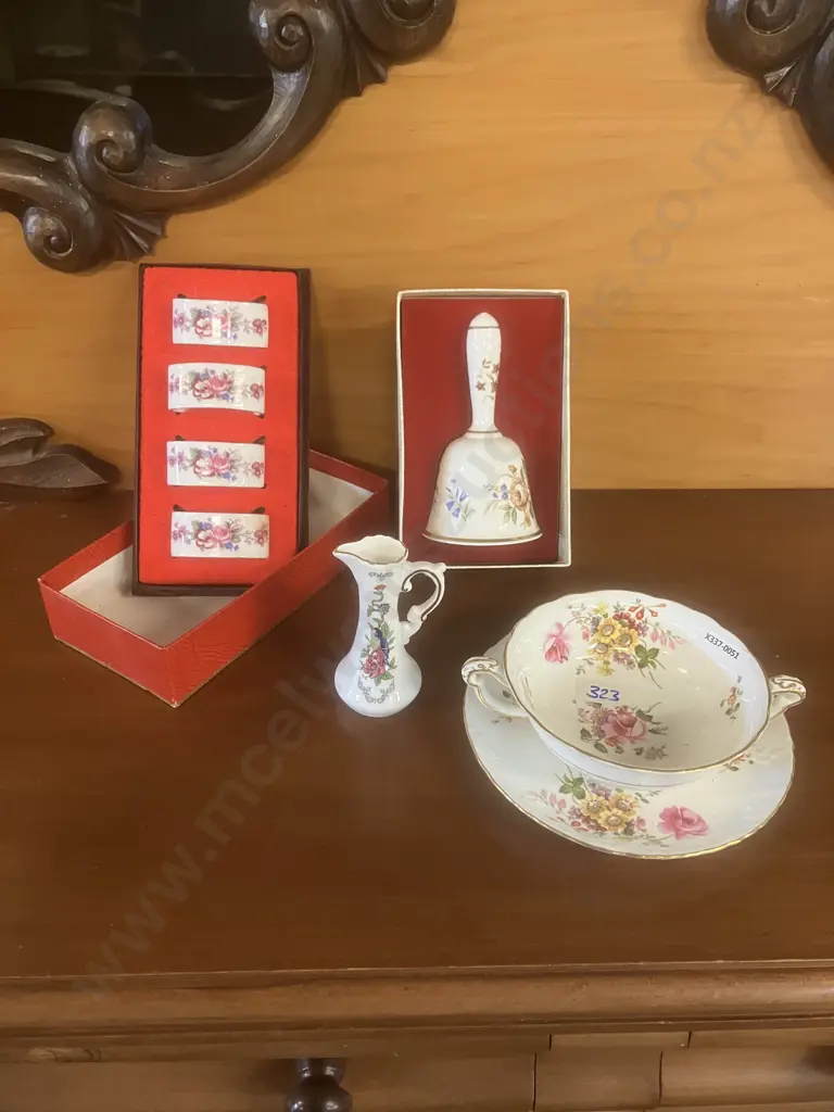 Royal Crown Derby, Aynsley & Countess English Bone China Items Image 1++