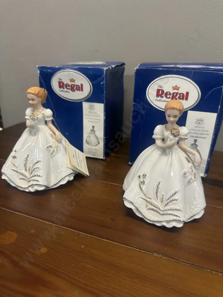 Regal Collection Porcelain Hand Painted Figurines Image 1++