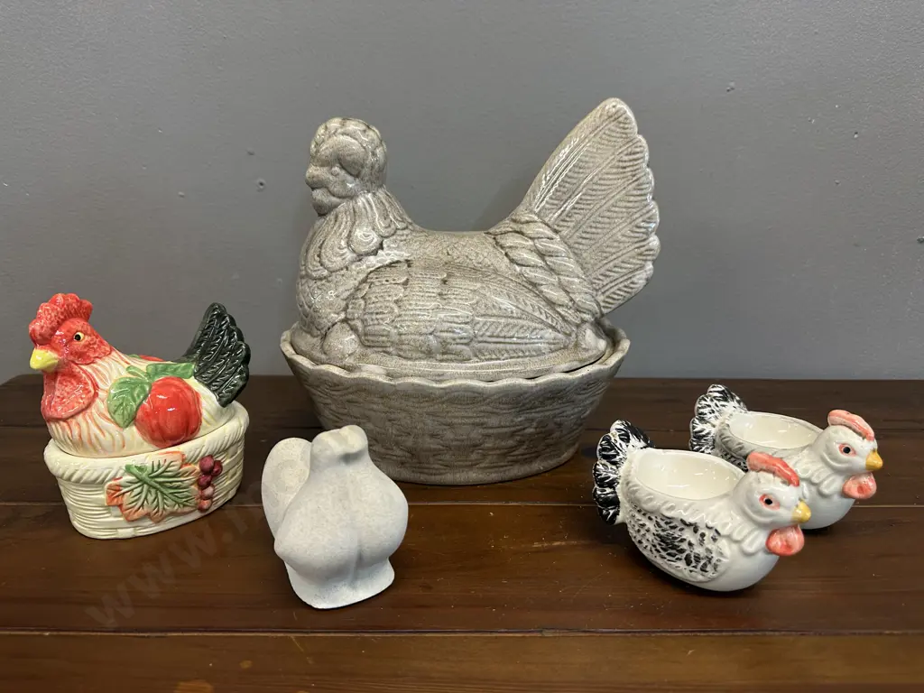 Vintage Ceramic Hen On Nest Egg Holders, Egg Cups Etc Image 1++