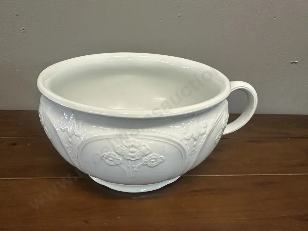 Antique J&G Meakin White Chamber Pot Image 1++