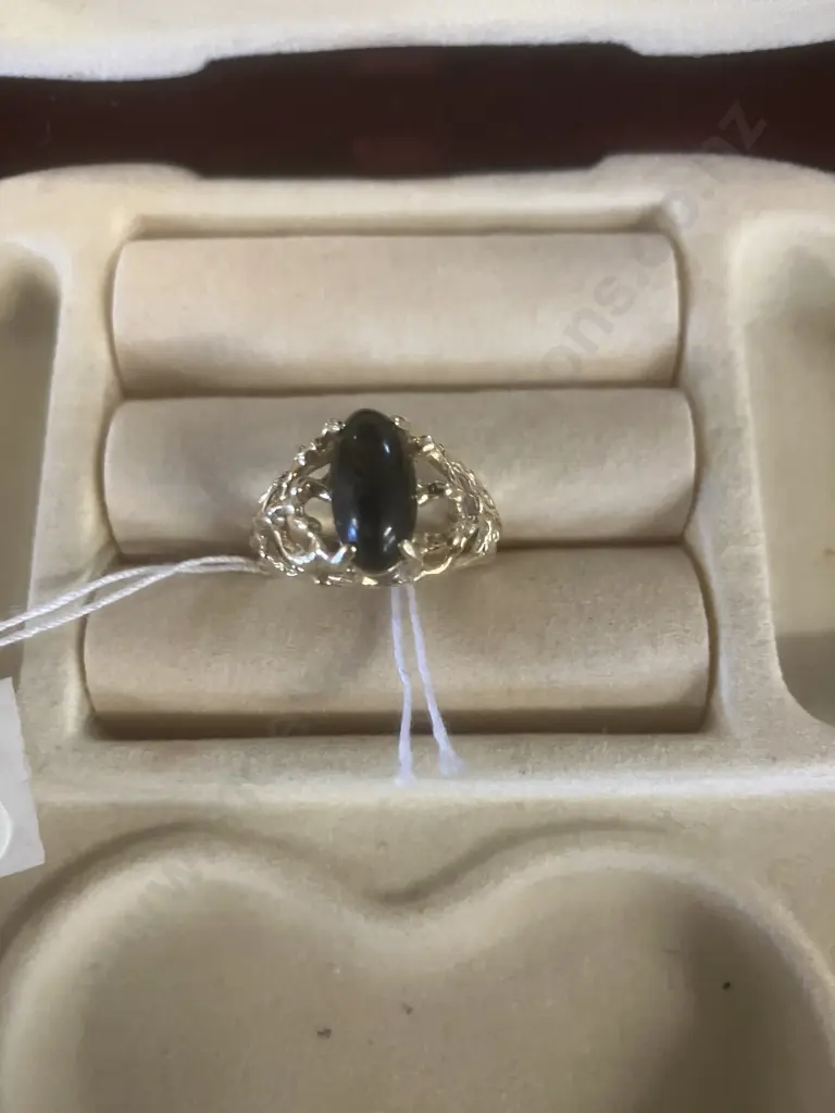 Stamped 14k Gold Ring With Dark Blue Gemstone? Image 1++