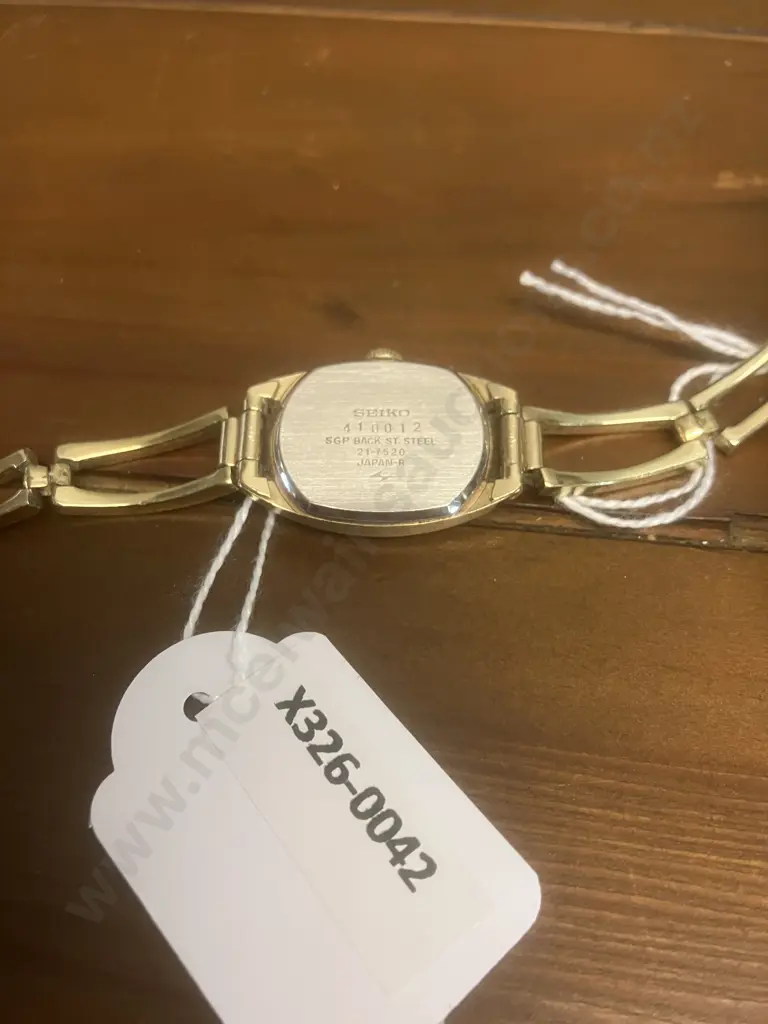Vintage Technos Titan Ladys' Watch, Seiko & Alba Ladies Watches Image 1++