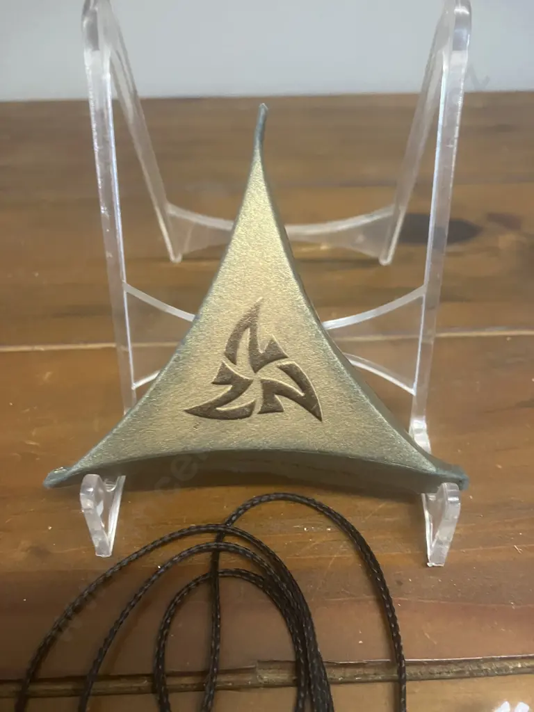 Birdlings Flat (NZ) Carved Touchstone Pendant With Original Box (Carved from Birdlings Flat Beach Stone) Image 1++