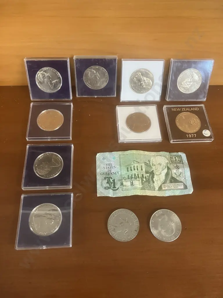 The States of Guernsey One Pound Note U132356, Commorative NZ Coins, Chruchill Coin & 1977 Elizabeth ll Coronation Crown Image 1++