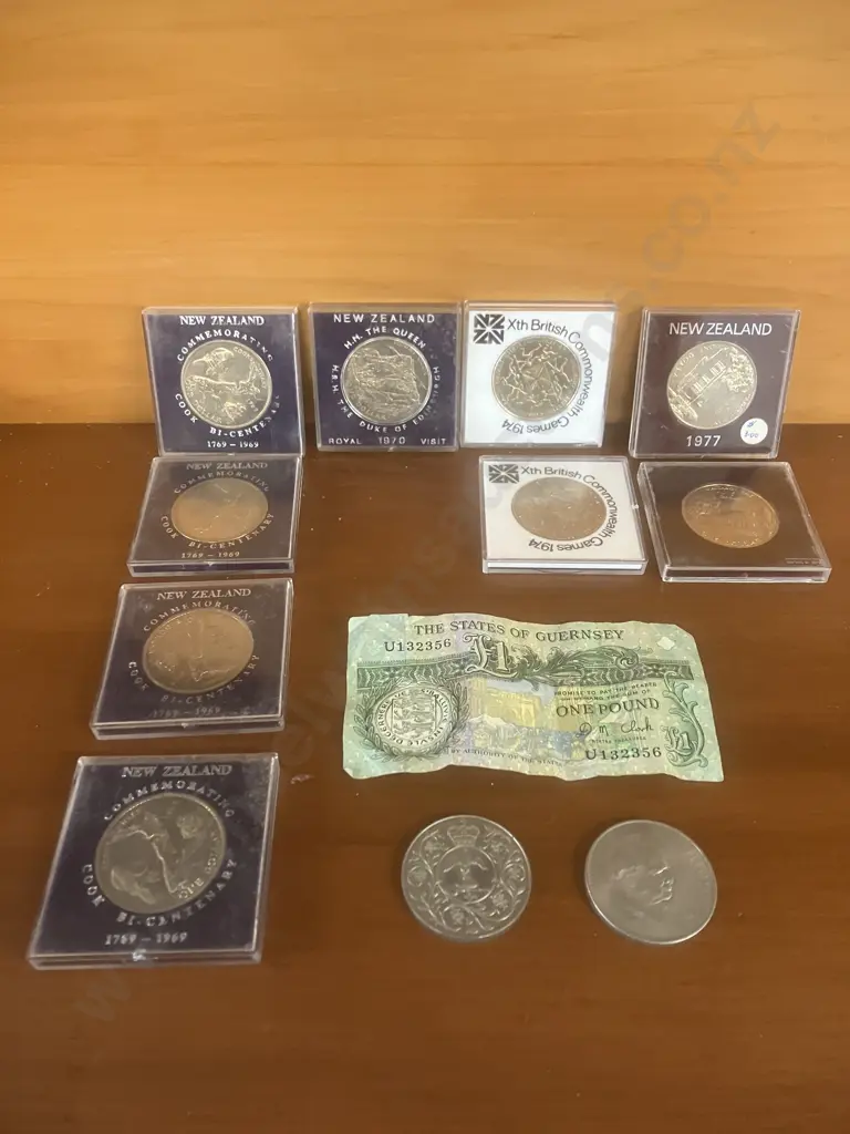 The States of Guernsey One Pound Note U132356, Commorative NZ Coins, Chruchill Coin & 1977 Elizabeth ll Coronation Crown Image 1++