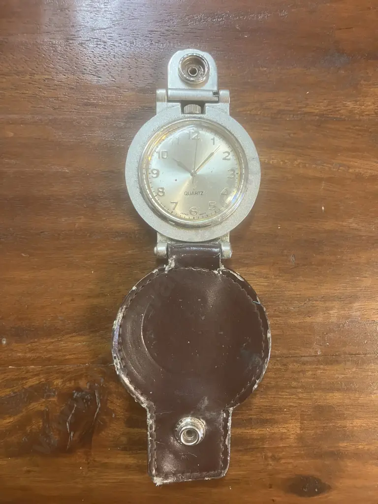 Vintage Quartz Belt Watch With Leather Case Image 1++