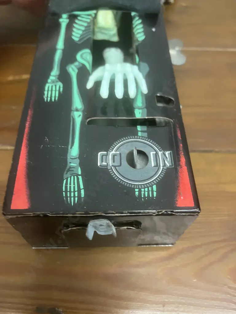 Vintage 1960's Coffin Bank Money Box - Mechanical Wind Up Skeleton Hand Coin Grabber & Box - YONE Japan (Not Working) Image 1++