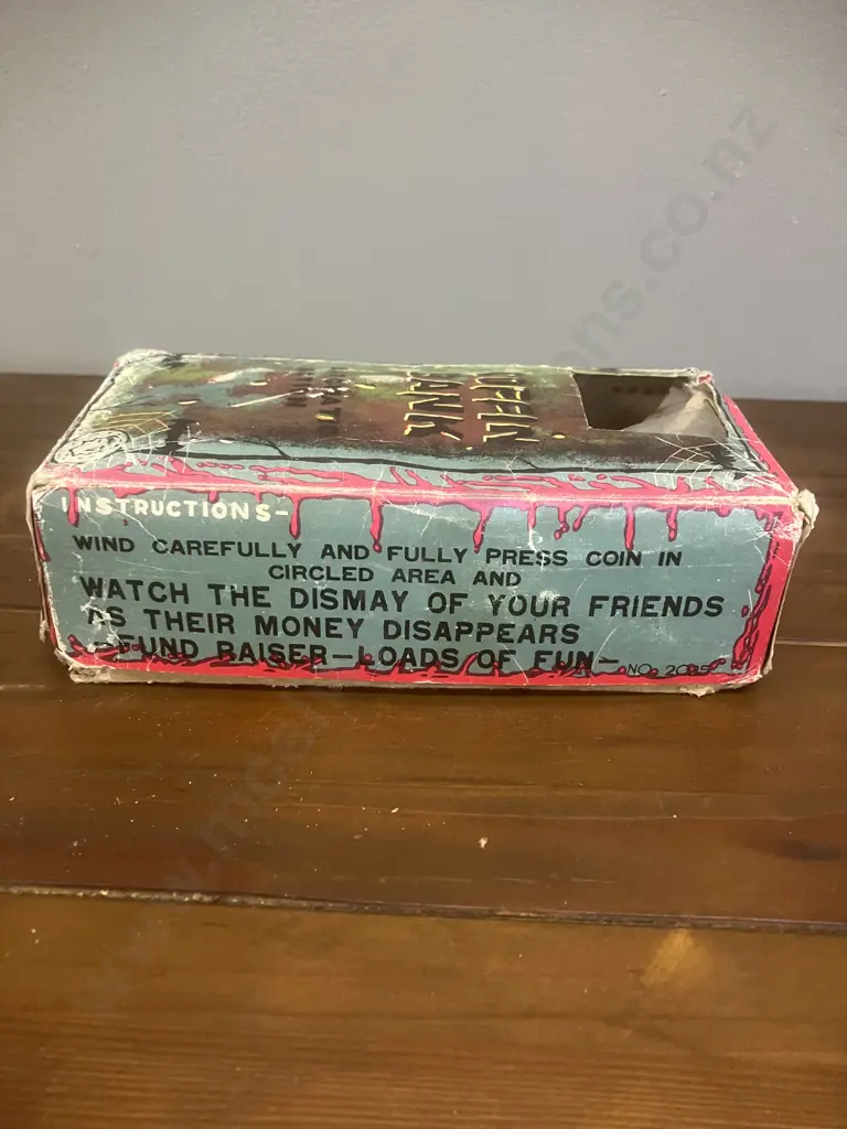 Vintage 1960's Coffin Bank Money Box - Mechanical Wind Up Skeleton Hand Coin Grabber & Box - YONE Japan (Not Working) Image 1++