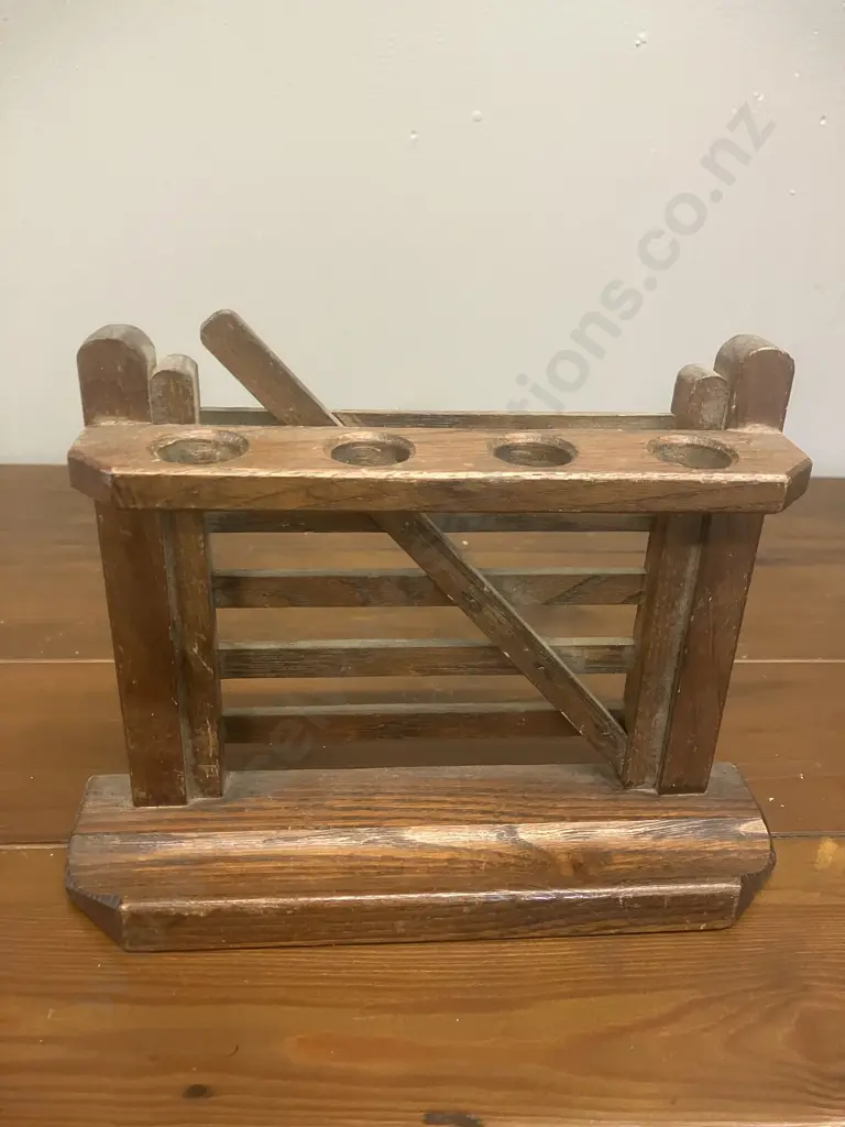 Vintage Wooden Gate Smoking Pipe Stand (Holds 4). H15 W20 D5.5cm Image 1++