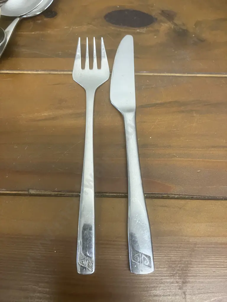 Vintage Air New Zealand Knife & Fork, Singapore Airlines Teaspoons x 3, UTA Teaspoon, Assorted Other Flatware Image 1++