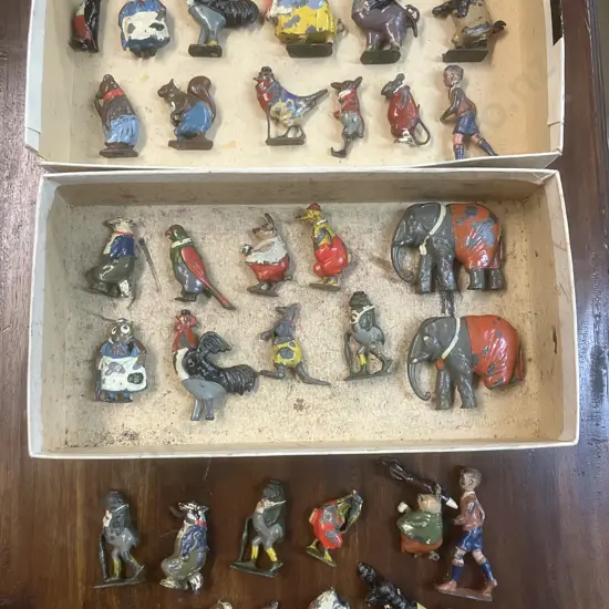 Lot of 32 x Britains Cadbury's Cococubs - 1930's Lead Painted Figures (15 Only Have Bases)