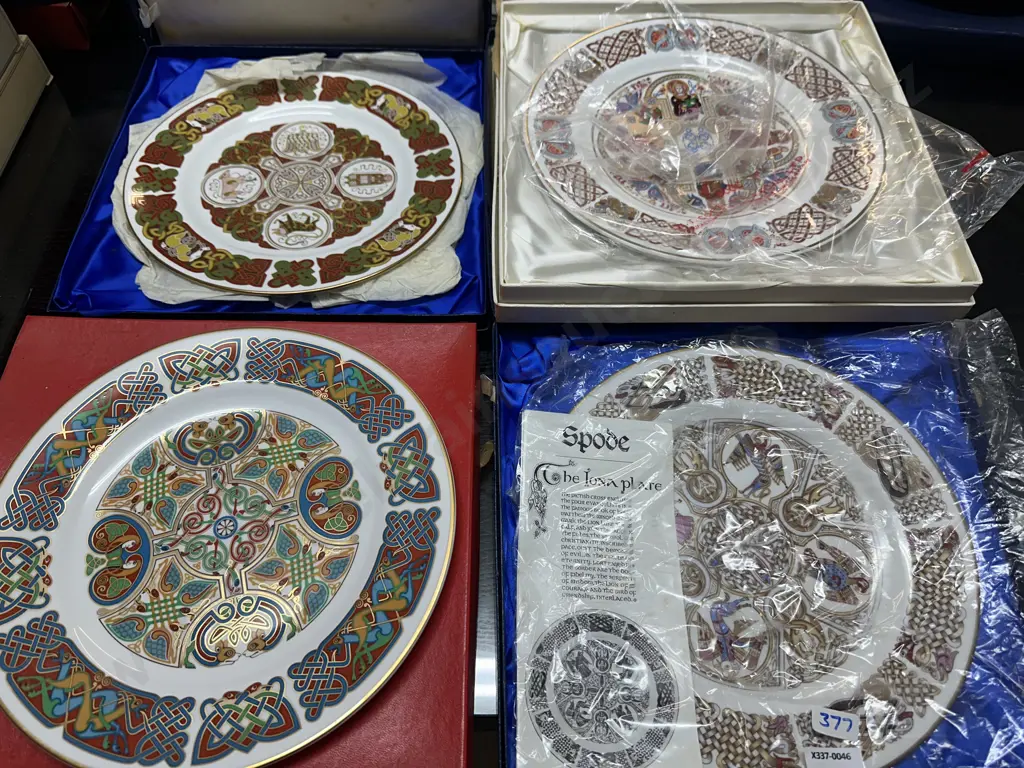 Spode English Bone China 'Celtic' Series Plates - The Iona, The Lindisfarne, The Durrow, The Kells With Original Boxes Image 1++