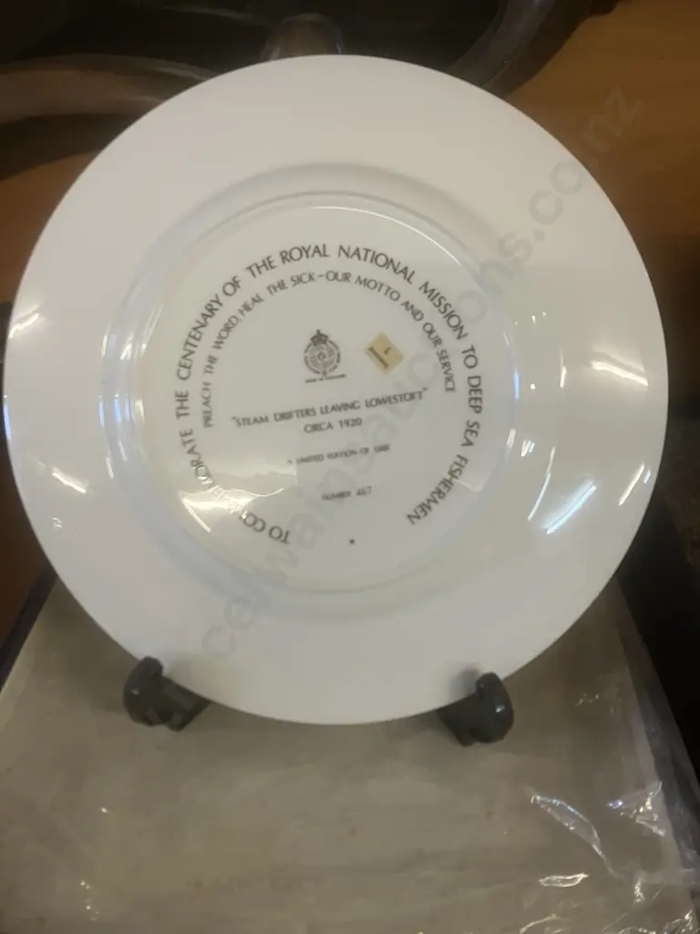 Royal Worcester Collectors Plates - National Mission to Deep Sea Fishermen & The Millennium 2000AD With Original Boxes Image 1++