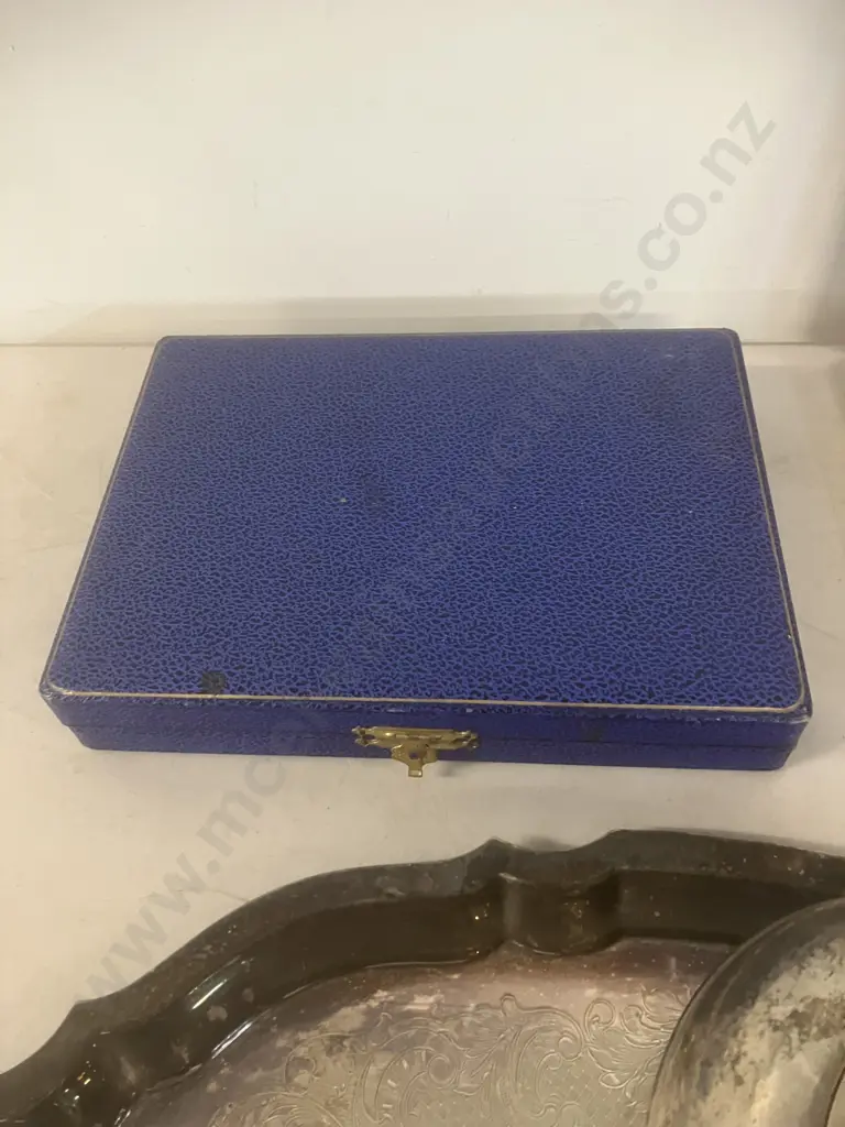 Selection of Silverplate Including Walker & Hall Set In Case Image 1++