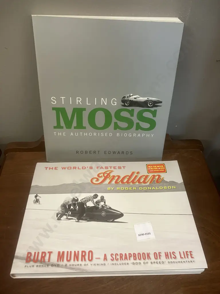 The World's Fastest Indian (Burt Munro) Roger Donaldson & Stirling Moss The Authorised Biography by Robert Edwards 2002 Image 1++