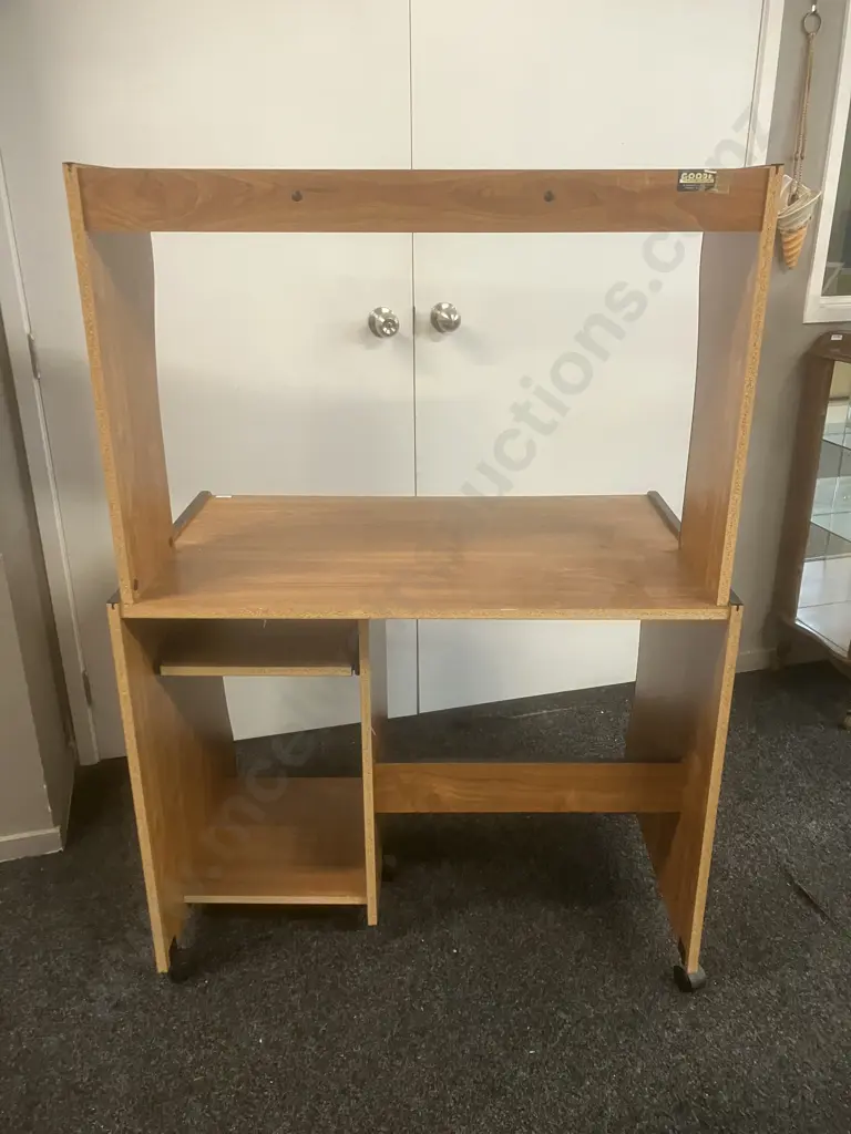 Wood Look Computer Desk (H134.5 W94 D60cm) With a Blue Fabric Gaslift Computer Chair Image 1++