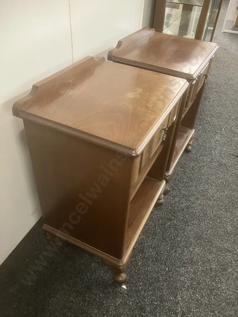 Pair of Mahogany Bedsides, Single Drawer With Open Lower Shelf, Cabriole Legs On Castors Image 1++