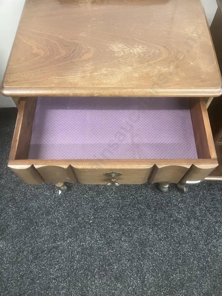 Pair of Mahogany Bedsides, Single Drawer With Open Lower Shelf, Cabriole Legs On Castors Image 1++