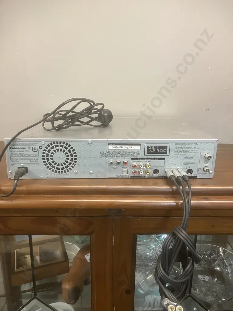 Panasonic DVD Recorder With VHS DMR-ES35V (No Remote Control) Image 1++