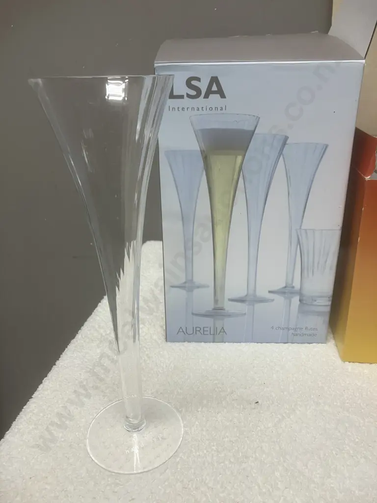 Three Boxed Glass Sets Image 1++