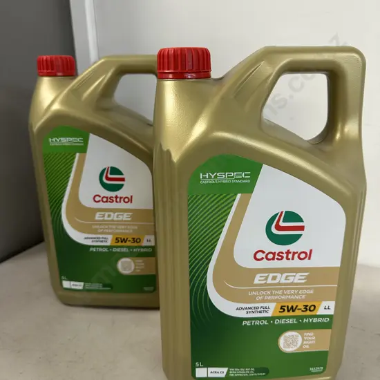 Castrol Edge 5W-30 Engine Oil x1 New & x1 Part Full