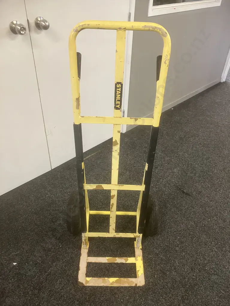 Stanley Steel Hand Truck Image 1++