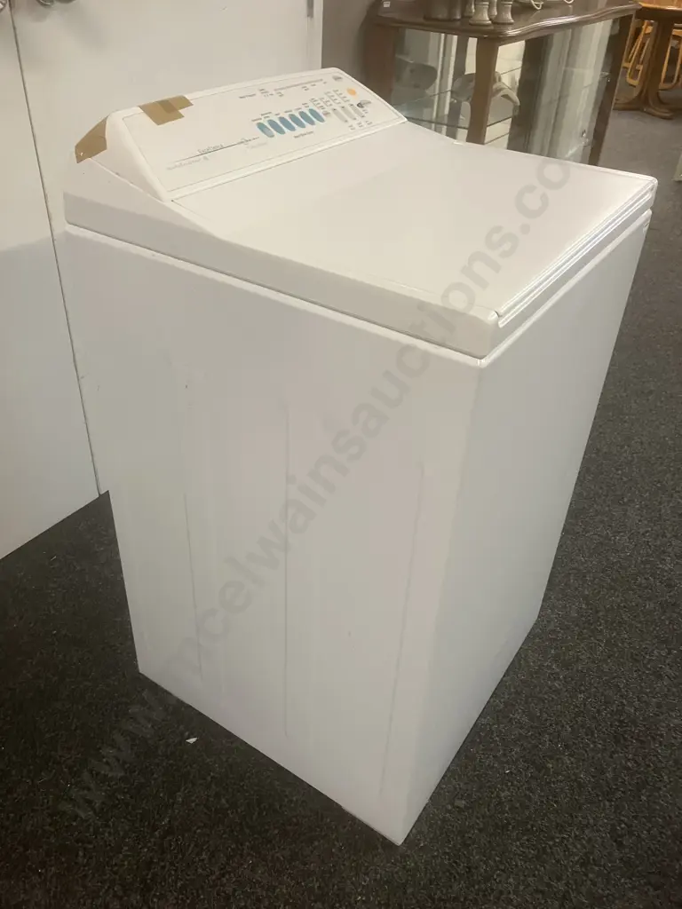 Fisher & Paykel Kelvinator Excellence 5.5Kg Top Loader Smart Drive Washing Machine Model GW508K, #AAL588590 Image 1++