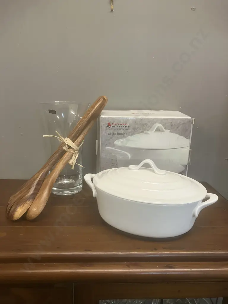 Maxwell Williams Casserole, Bohemia Vase, Wooden Servers Image 1++
