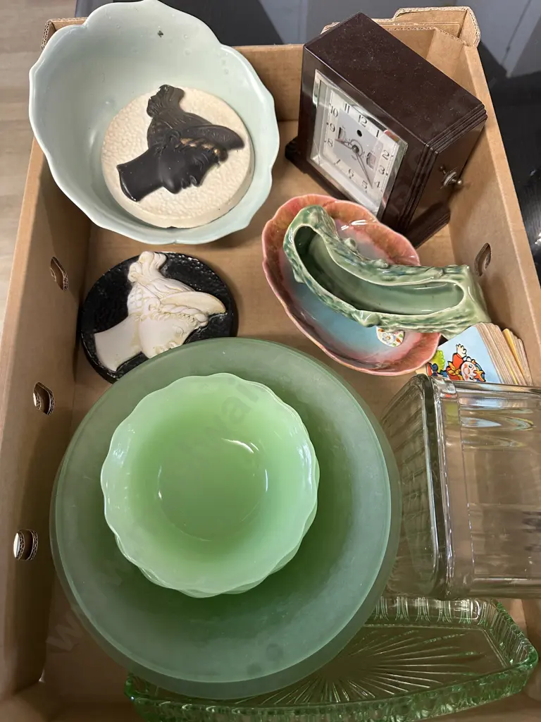 Box Lot Of China & Glass Items Including Temuka, Wall Plaques, Noddy Cards Etc Image 1++