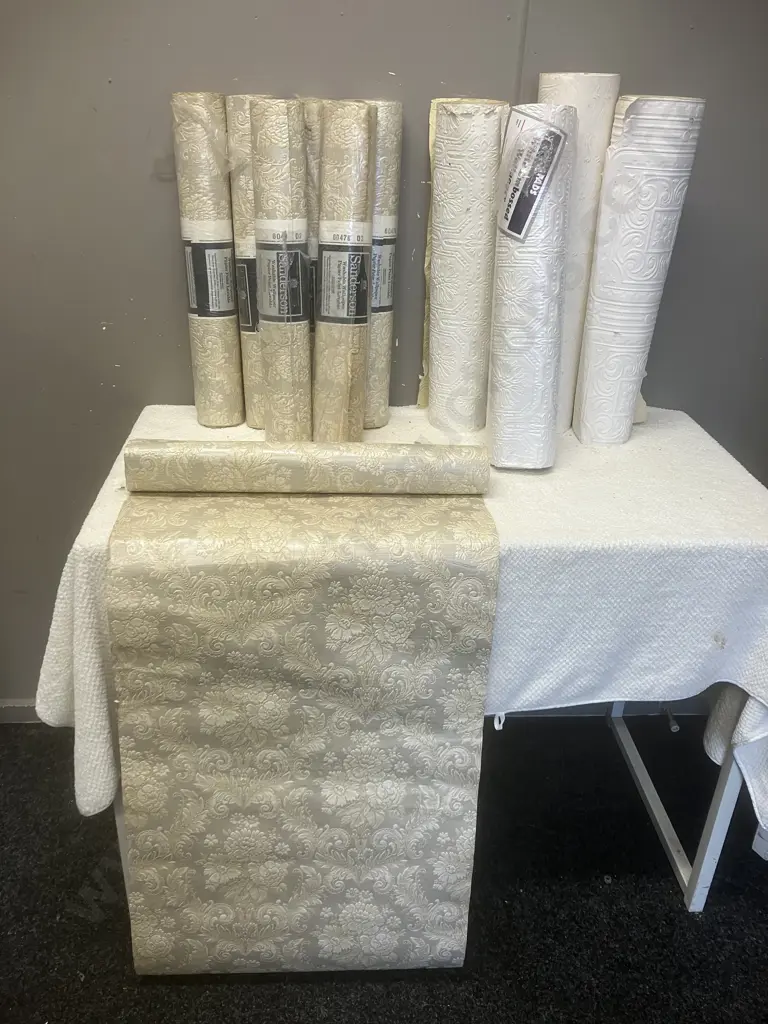 Sanderson (England) Washable Wallpaper 6 x Rolls & 2 Part With 4 Rolls Assorted Embossed Wallpapers Image 1++