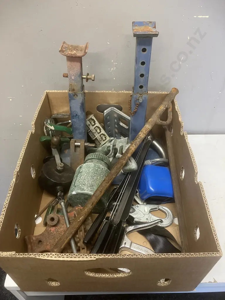 Box Lot - Axle Stands, Seat Belt, SnapOn Tool Etc Image 1++