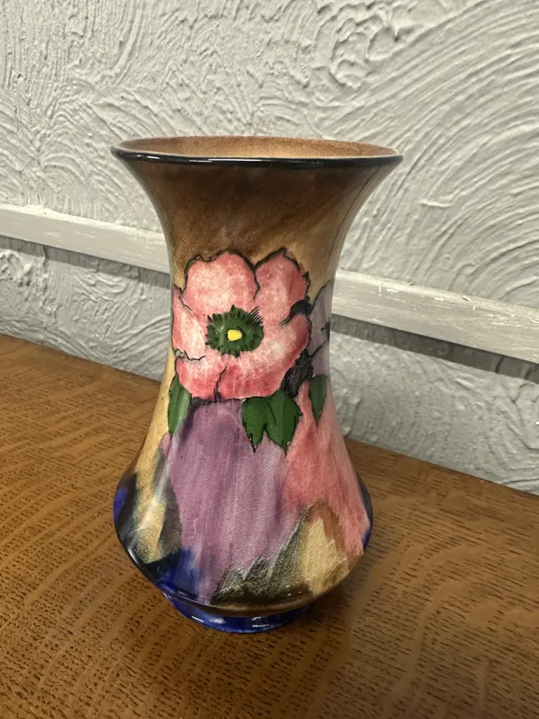 Art Deco H&K Tunstall 'Anemone' Vase H17cm. Image 1++