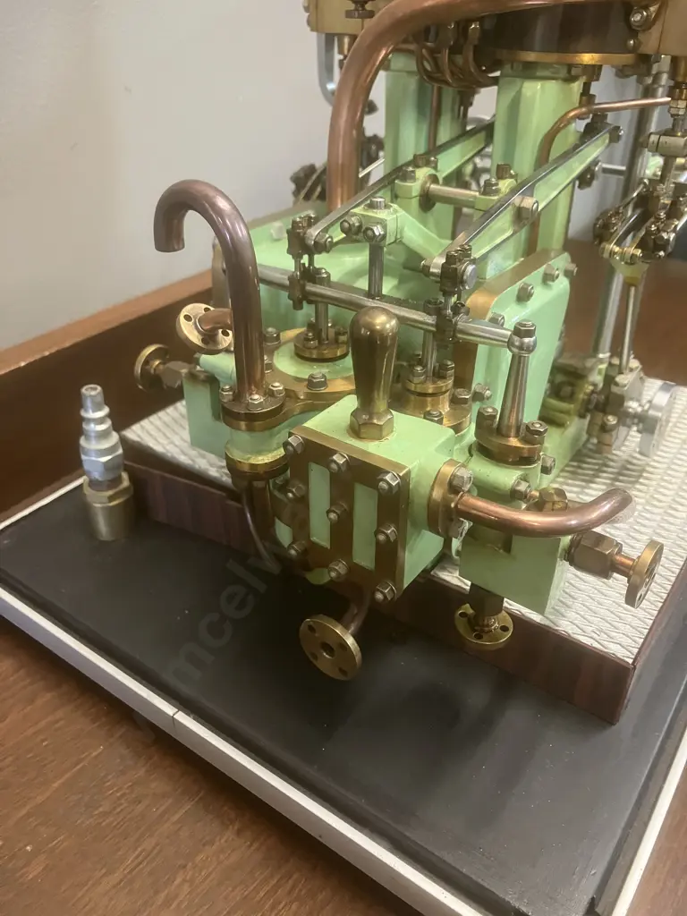 Two-Cylinder Marine Launch Model Steam Engine With Glass Case. H32 W29 D27cm Image 1++