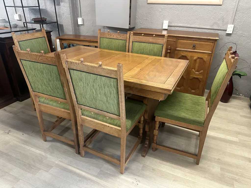 Vintage Art Deco Brutalist Oak Extension Dining Table With Six Green Upholstered Chairs Domed Detail Image 1++