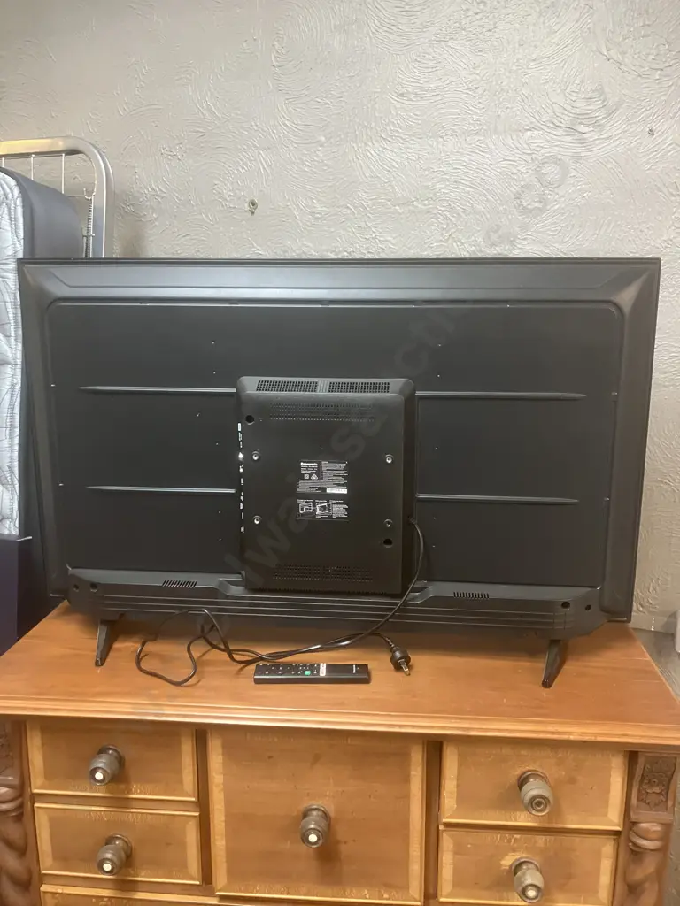 Panasonic TH-43JS610Z 43" Full HD LCD Android TV With Remote Control Image 1++