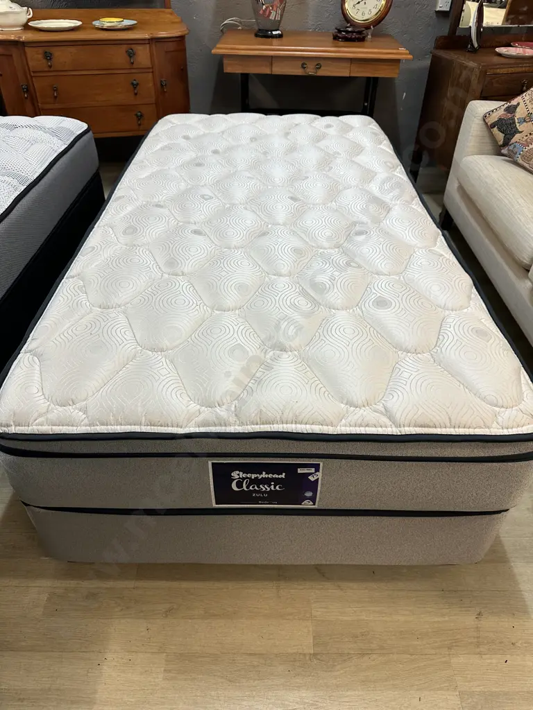 Sleepyhead Classic Zulu King Single Sized Mattress & Base Image 1++